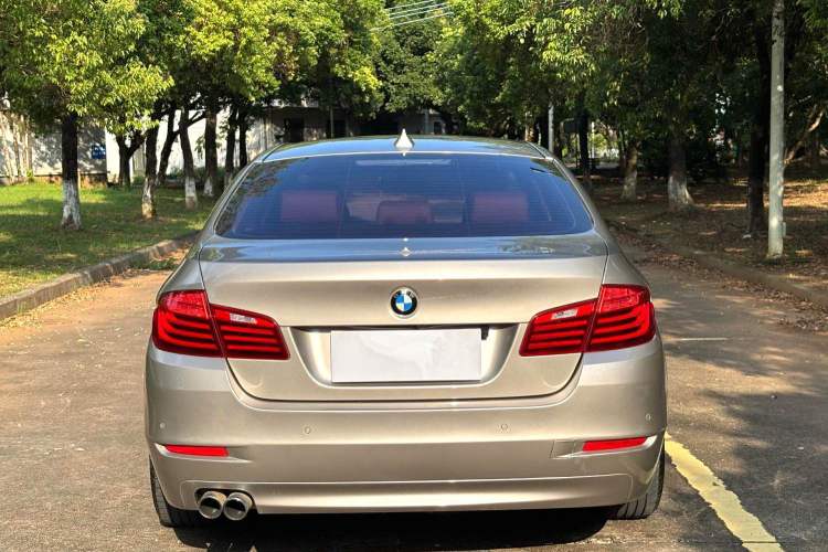 Used BMW 5 Series 2014 520Li Elegant Model
