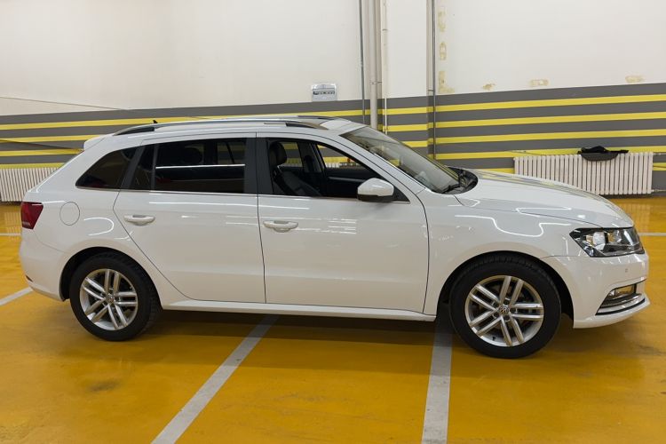 Used Volkswagen Gran Lavida 2017 180TSI DSG Comfort Edition
