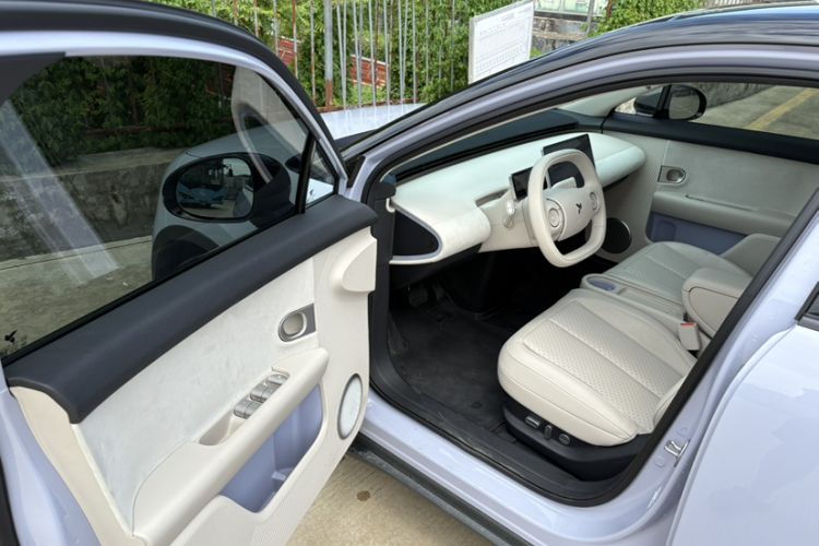 Used  firefly 2025 Illuminated Edition
