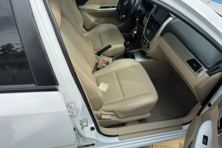 Used Buick Excelle 2013 1.5L Manual Classic Model
