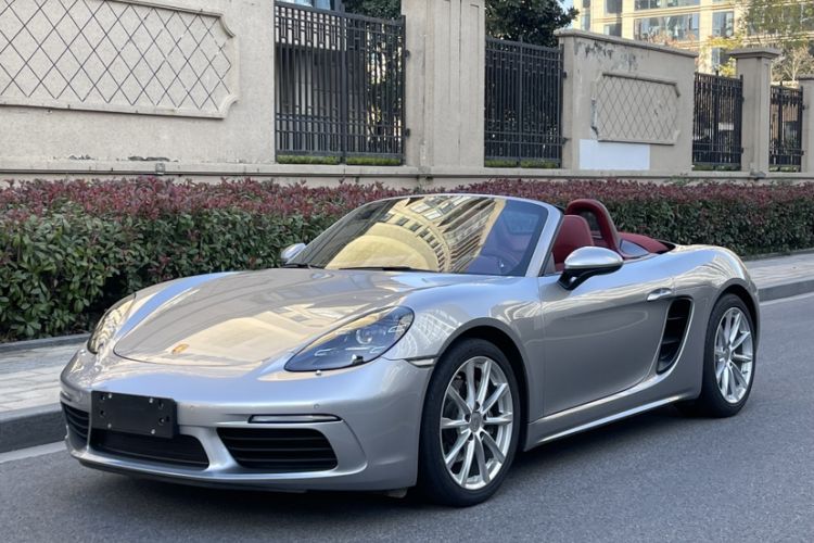 Used Porsche 718 2022 Boxster 2.0T
