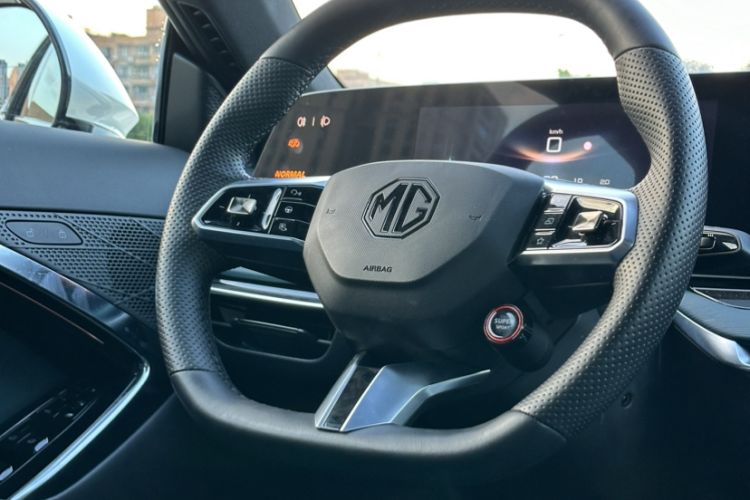 Used MG 7 2023 1.5T DCT Elegant & Graceful Edition
