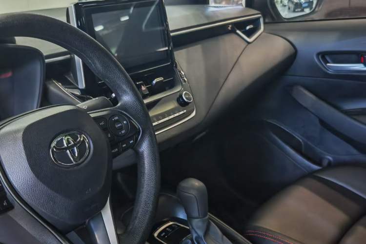 Used Toyota Levin 2021 185T CVT Luxury Edition
