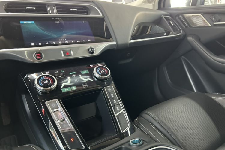 Used Jaguar I-PACE 2018 EV400 SE
