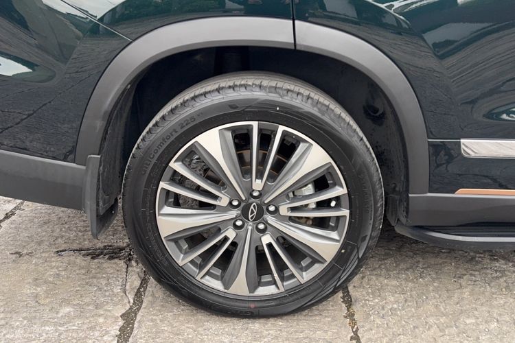 Used Chery Tiggo 8 PRO 2024 Champion Edition 390T Two-Wheel Drive Peak Version 5 Seats
