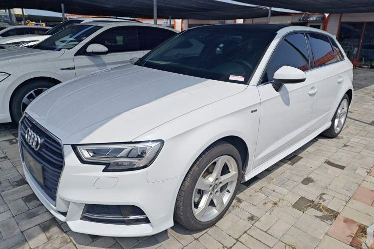 Used Audi A3 2019 Sportback 35 TFSI Fashion Edition China VI Emission Standard
