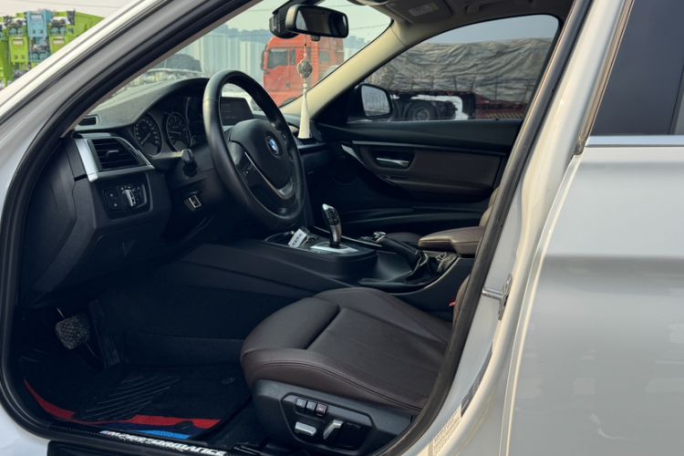 Used BMW 3 Series 2018 320Li Fashion Model