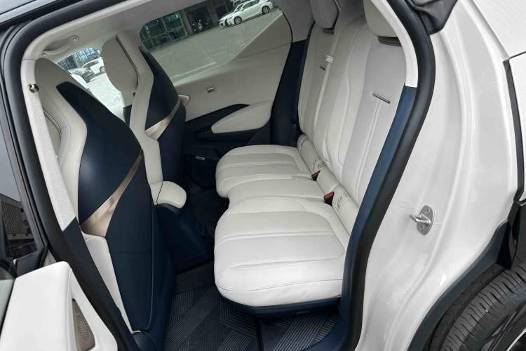 Used Zeekr X 2025 Four-Seater Rear-Drive Cube Version
