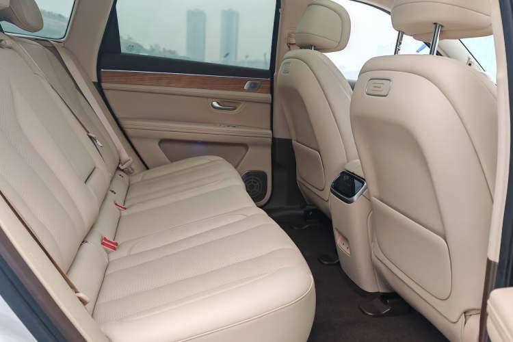 Used Hima AITO M7 2024 1.5T Rear-Drive Plus Version 5 Seats
