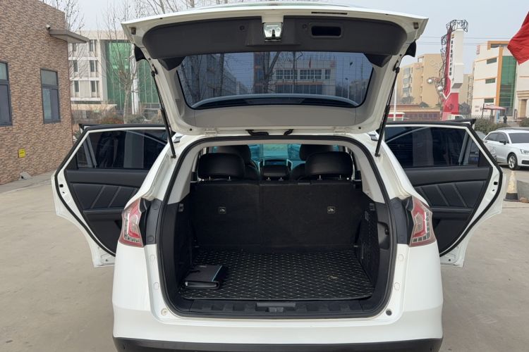 Used Luxgen U6 SUV 2016 1.8T Style Value Model
