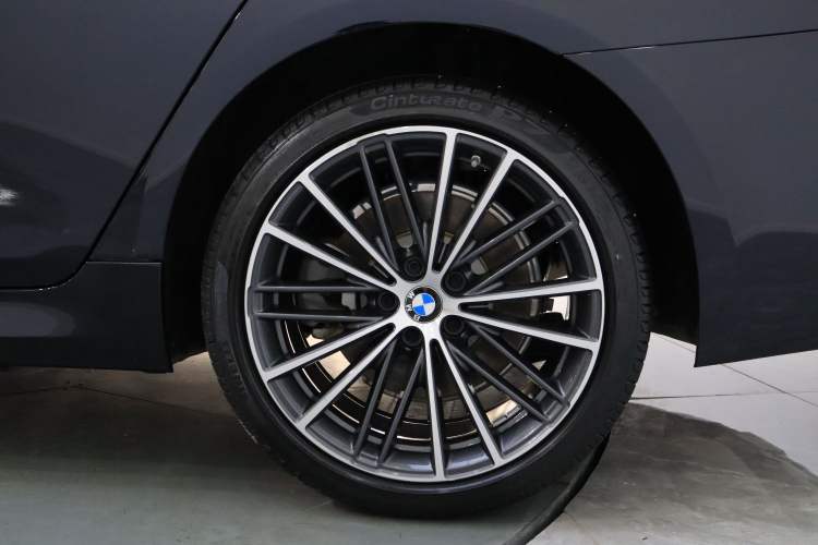 Used BMW 5 Series 2021 530Li Leading Model M Sport Package
