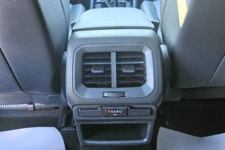 Used Volkswagen Tharu 2019 280TSI Two-Wheel Drive Luxury Version China VI Standard
