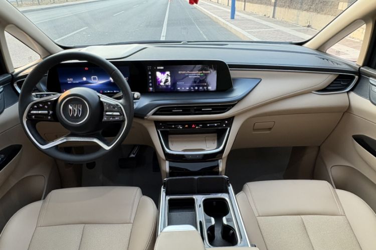 Used Buick GL8 New Energy 2025 Lu Shang Luxury Edition 7-Seater
