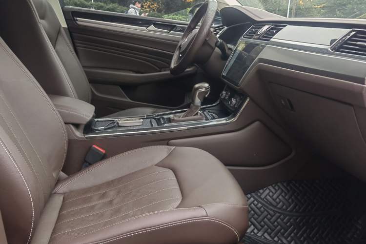 Used Volkswagen Phideon 2021 380TSI Luxury Edition
