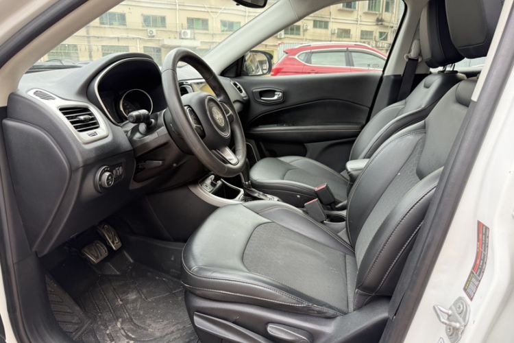 Used  Compass 2017 200T Automatic Comfort Edition