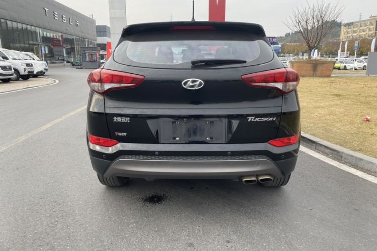 Used Hyundai Tucson 2015 1.6T Dual-Clutch Two-Wheel-Drive Comfort Model
