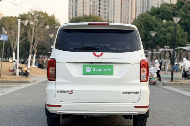 Used Wuling Hongguang 2019 1.5L S Comfort Edition China VI LAR