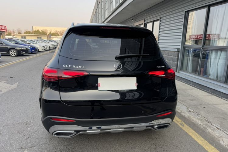 Used Mercedes-Benz GLC 2025 GLC 300 L 4MATIC Dynamic Model 5 Seats