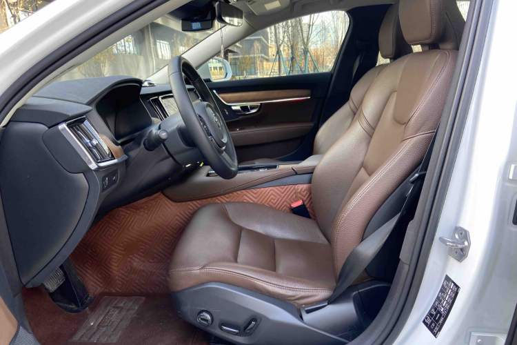Used Volvo S90 2020 T5 Zhiyi Luxury Edition
