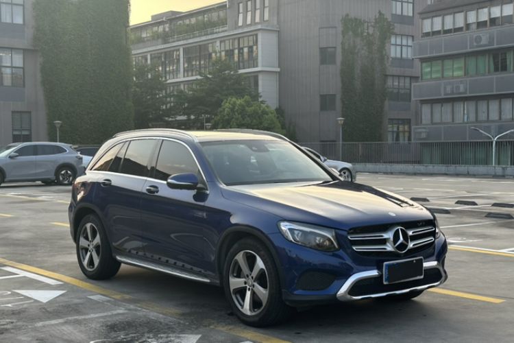 Used Mercedes-Benz GLC 2016 GLC 300 4MATIC Dynamic Model
