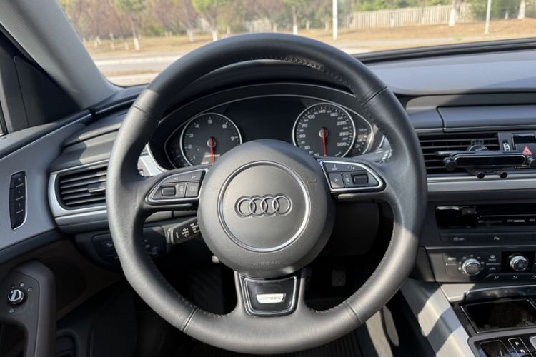 Used Audi A6 2015 3.0T allroad quattro
