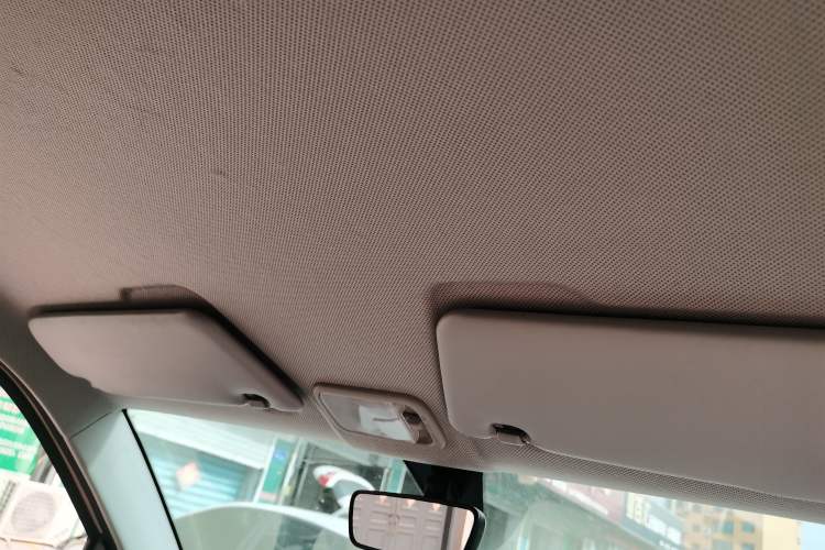 Used Wuling Hongguang MINIEV 2021 Macaron Premium Model – Lithium Iron Phosphate
