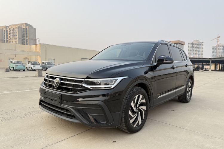 Used Volkswagen Tiguan L 2024 Outstanding Model 300TSI Automatic Two-Wheel Drive Longteng Edition