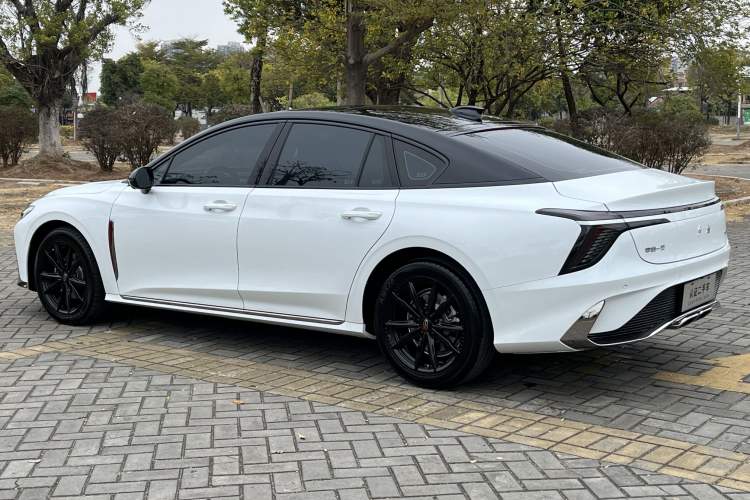 Used Hongqi H6 2023 2.0T ZhiShang Version