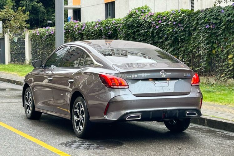 Used MG 5 2021 180 DVVT CVT Youth Luxury Edition