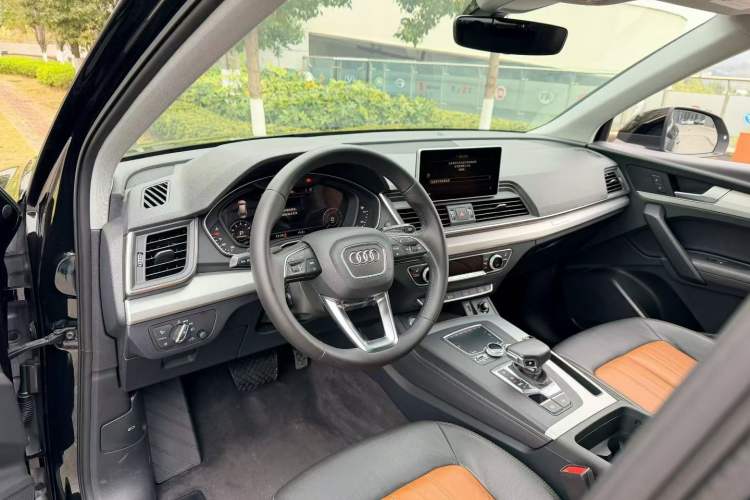 Used Audi Q5L 2020 Updated 40 TFSI Prestige Fashion Edition
