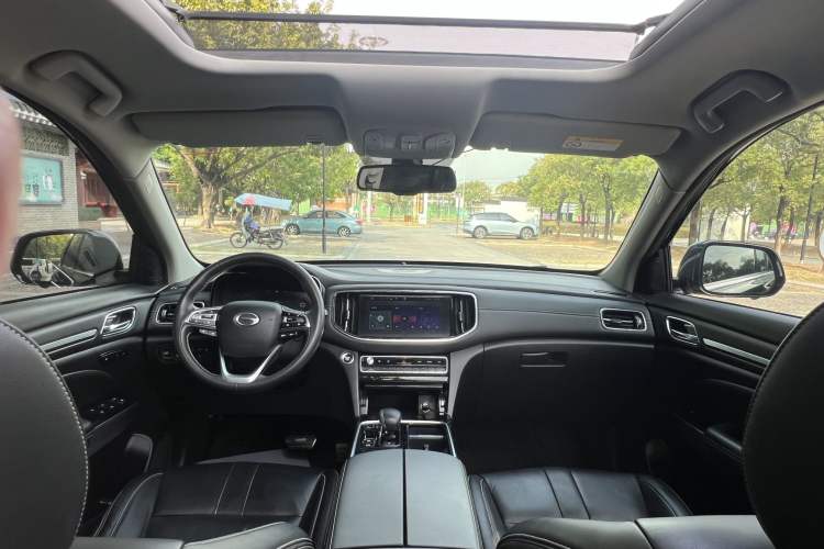 Used GAC Trumpchi GS8 2020 390T Two-Wheel Drive Luxury Smart Connectivity Version (7 Seats)
