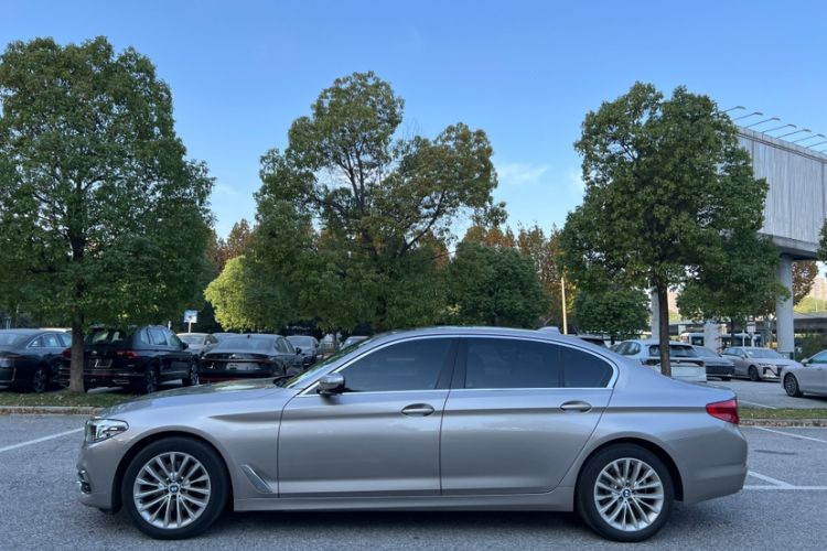 Used BMW 5 Series 2020 525Li Luxury Package