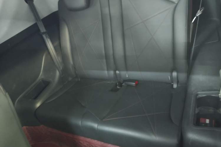 Used Chery Little Ant 2022 Restyled Version Sweet Pink Edition Half-Sugar Version 30.6 kWh 30 kW 301 km
