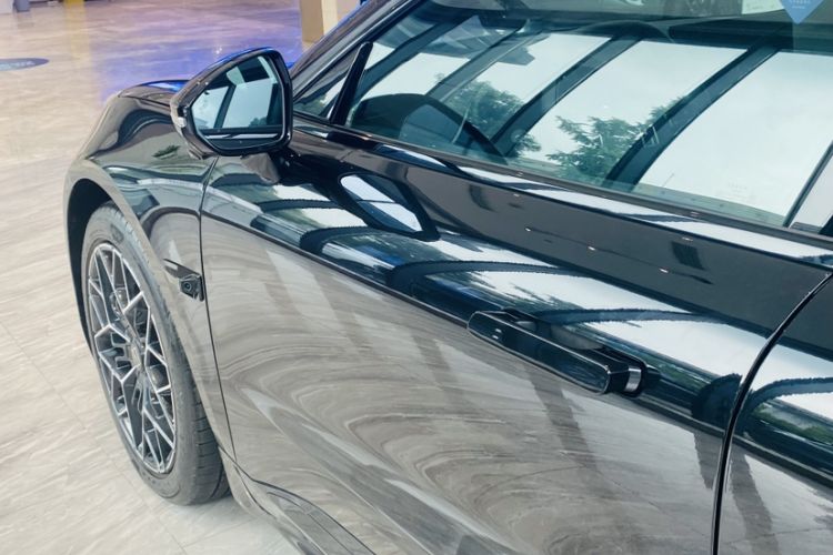 Used Zeekr 001 2025 WE Edition 100 kWh Rear-Wheel Drive
