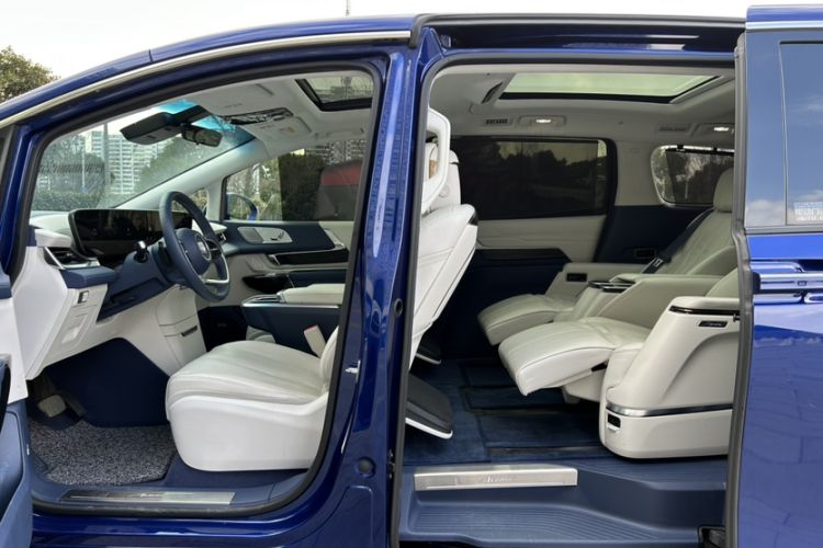 Used Buick Century 2023 2.0T Six-Seater Yinshi Edition
