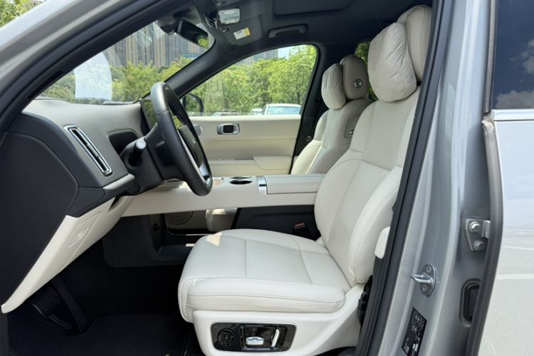 Used Li Auto L8 2024 Max
