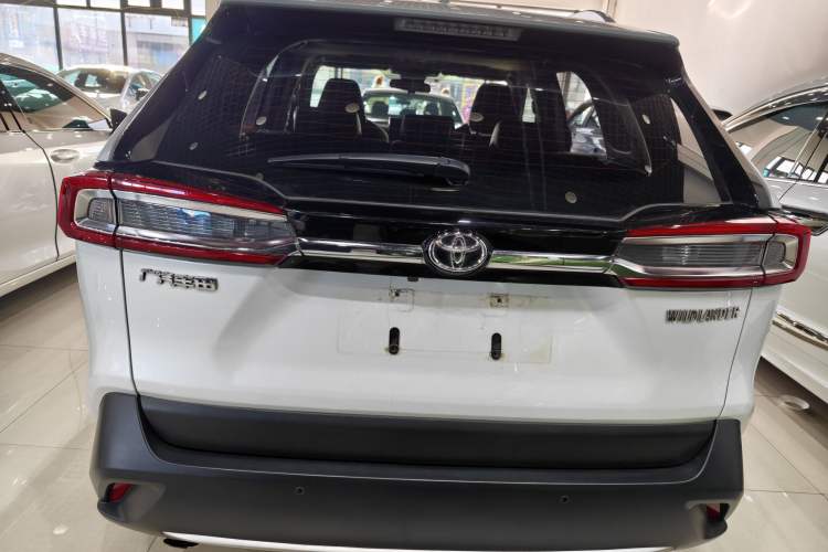 Used Toyota Wildlander 2022 2.0L CVT Two-Wheel Drive Luxury PLUS Edition
