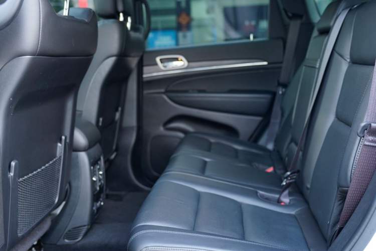 Used  Grand Cherokee 2021 3.0L 80th Anniversary Edition
