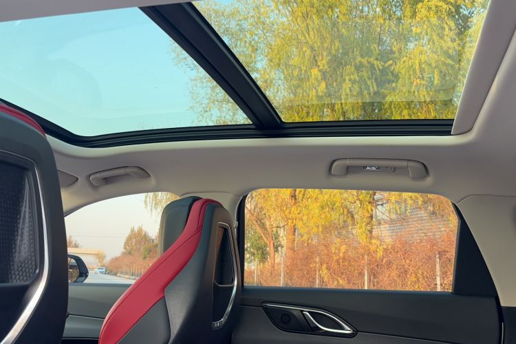 Used Hongqi HS3 2023 1.5T Two-Wheel Drive Shanwei Edition
