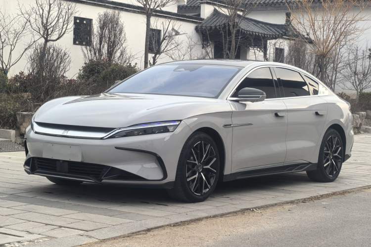 Used BYD Han 2022 EV Genesis Edition 610KM All-Wheel Drive Premium Model