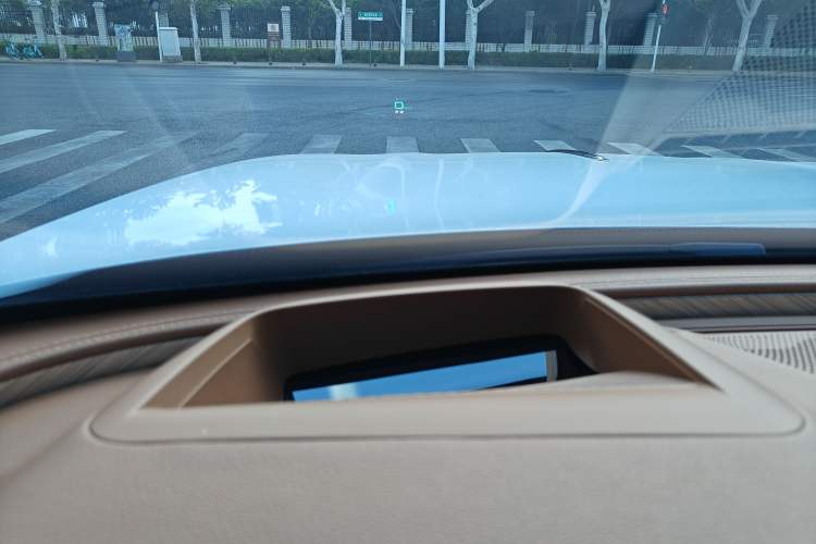 Used Hongqi H9 2020 2.0T Smart Connect Flagship Edition
