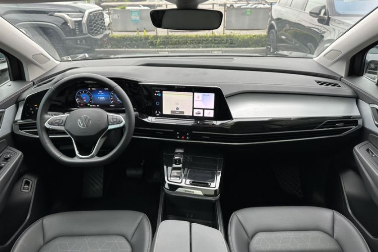 Used Volkswagen Talagon 2024 380TSI All-Wheel Drive Luxury Prestige Pro 6-Seater
