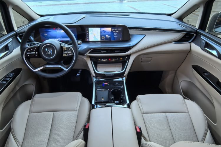 Used Buick GL8 New Energy 2025 Lu Shang Luxury Edition 7-Seater
