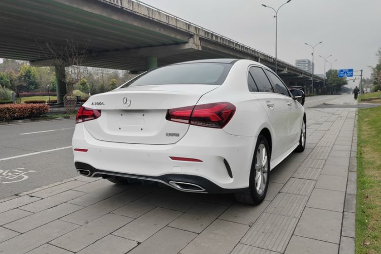 Used Mercedes-Benz A-Class 2022 Restyled A 200 L Sport Sedan Fashion Version

