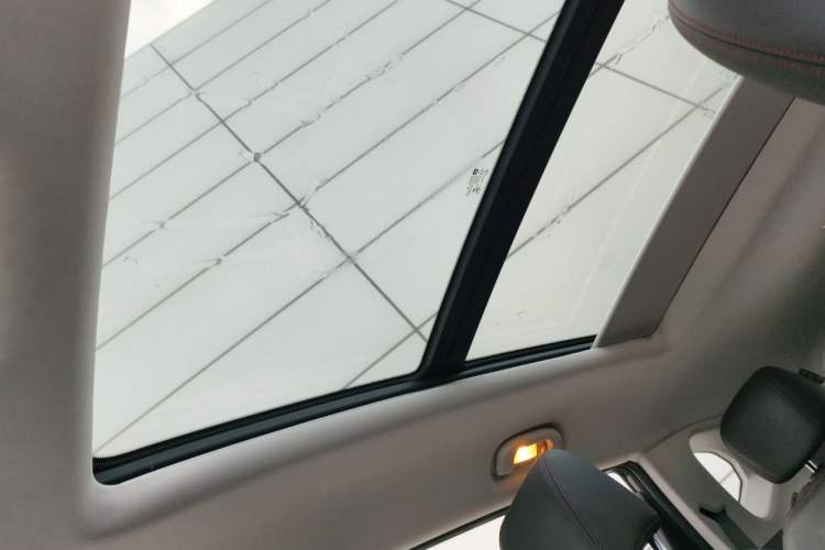 Used Chevrolet Orlando 2020 Light Hybrid Redline 530T Automatic Enjoyment Edition (5+2 Models)
