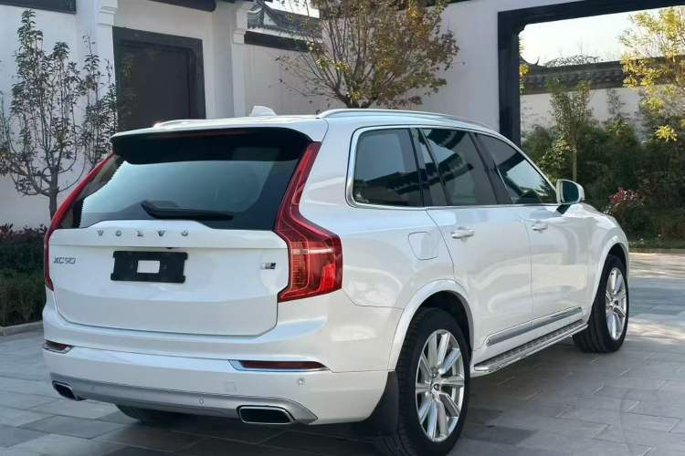 Used Volvo XC90 2019 T5 Zhiyi Edition 7-Seater China VI
