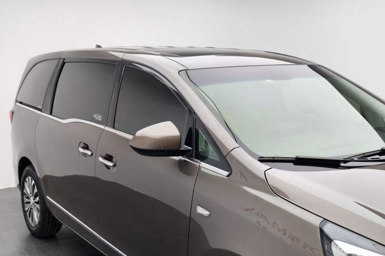 Used Buick GL8 2022 Land Business Class 652T Luxury Model
