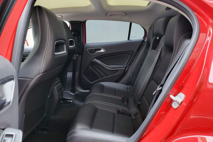 Used Mercedes-Benz GLA 2015 GLA 200 Fashion Model
