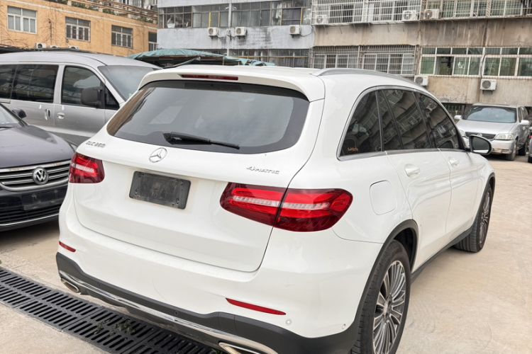 Used Mercedes-Benz GLC 2017 GLC 260 4MATIC Dynamic Edition
