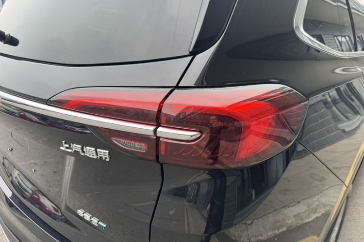 Used Buick Envision 2021 Encore Plus 652T Five-Seat Luxury Model
